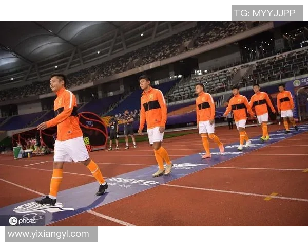 武汉羽毛球队包夹战术分析与得失总结探讨